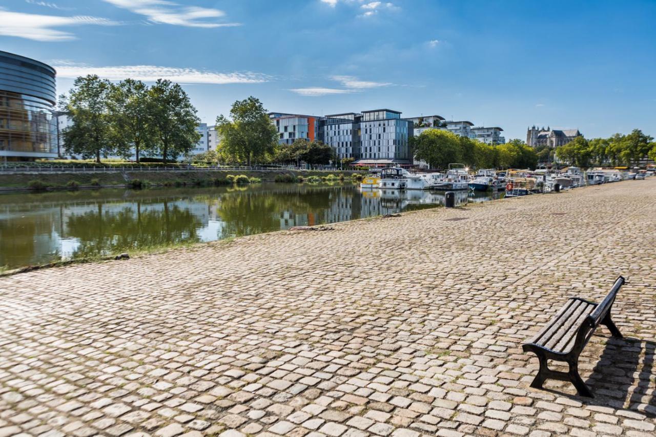 Ferienwohnung L'Idylle : T2 De Standing Avec Parking - Gare/Cite Des Congres/Lieu Unique Nantes Exterior foto