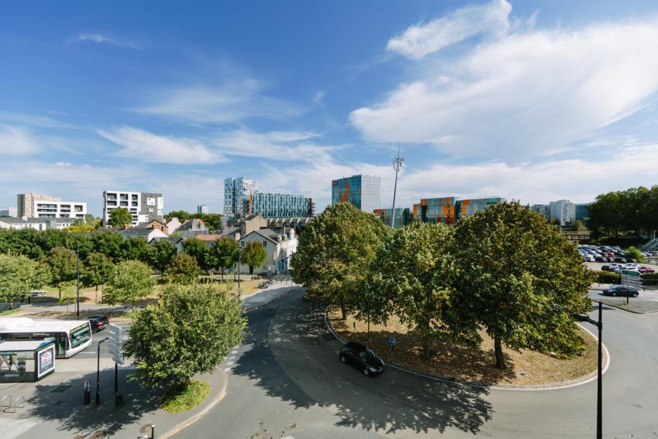 Ferienwohnung L'Idylle : T2 De Standing Avec Parking - Gare/Cite Des Congres/Lieu Unique Nantes Exterior foto