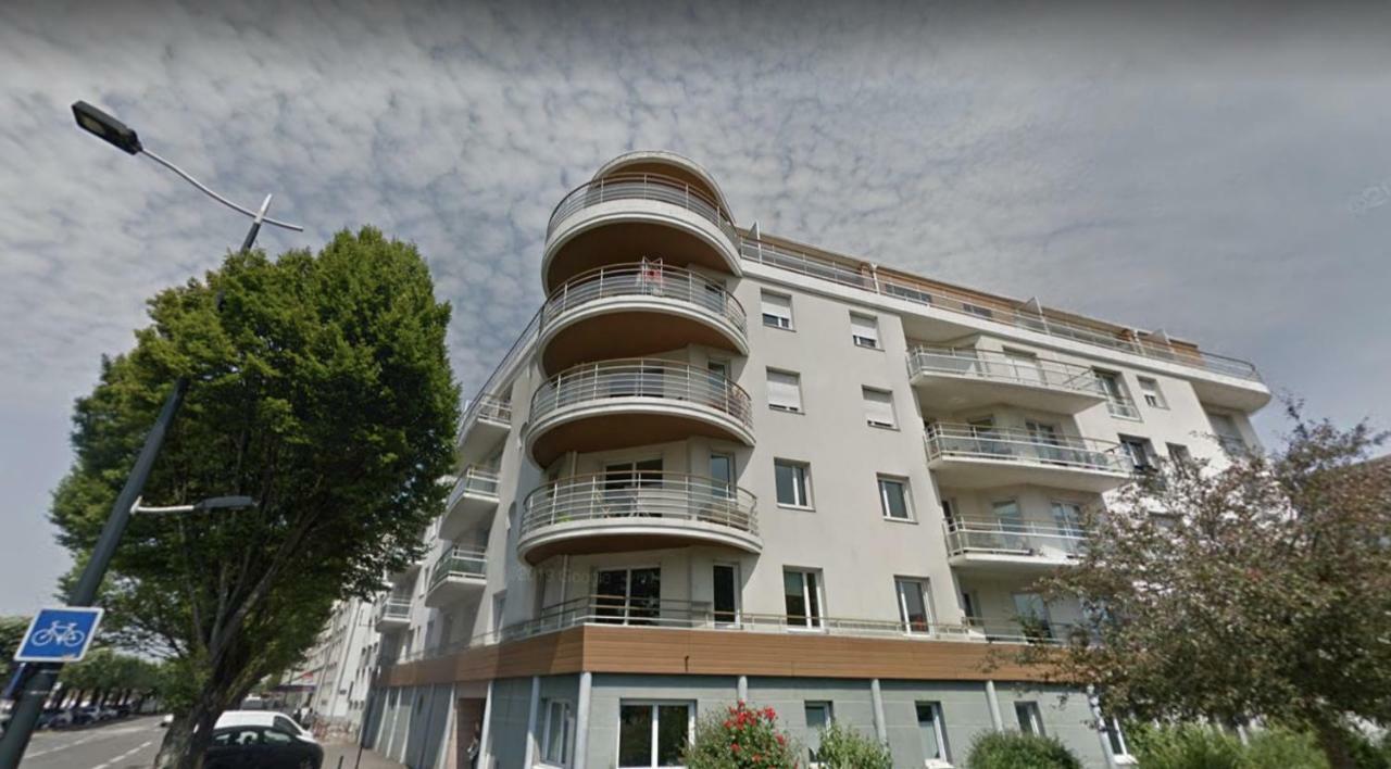 Ferienwohnung L'Idylle : T2 De Standing Avec Parking - Gare/Cite Des Congres/Lieu Unique Nantes Exterior foto